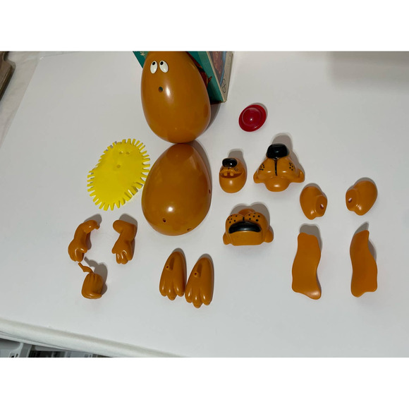 Vintage Eggster Tupperware 3 in 1 Toy (1967) - Picture 10 of 11